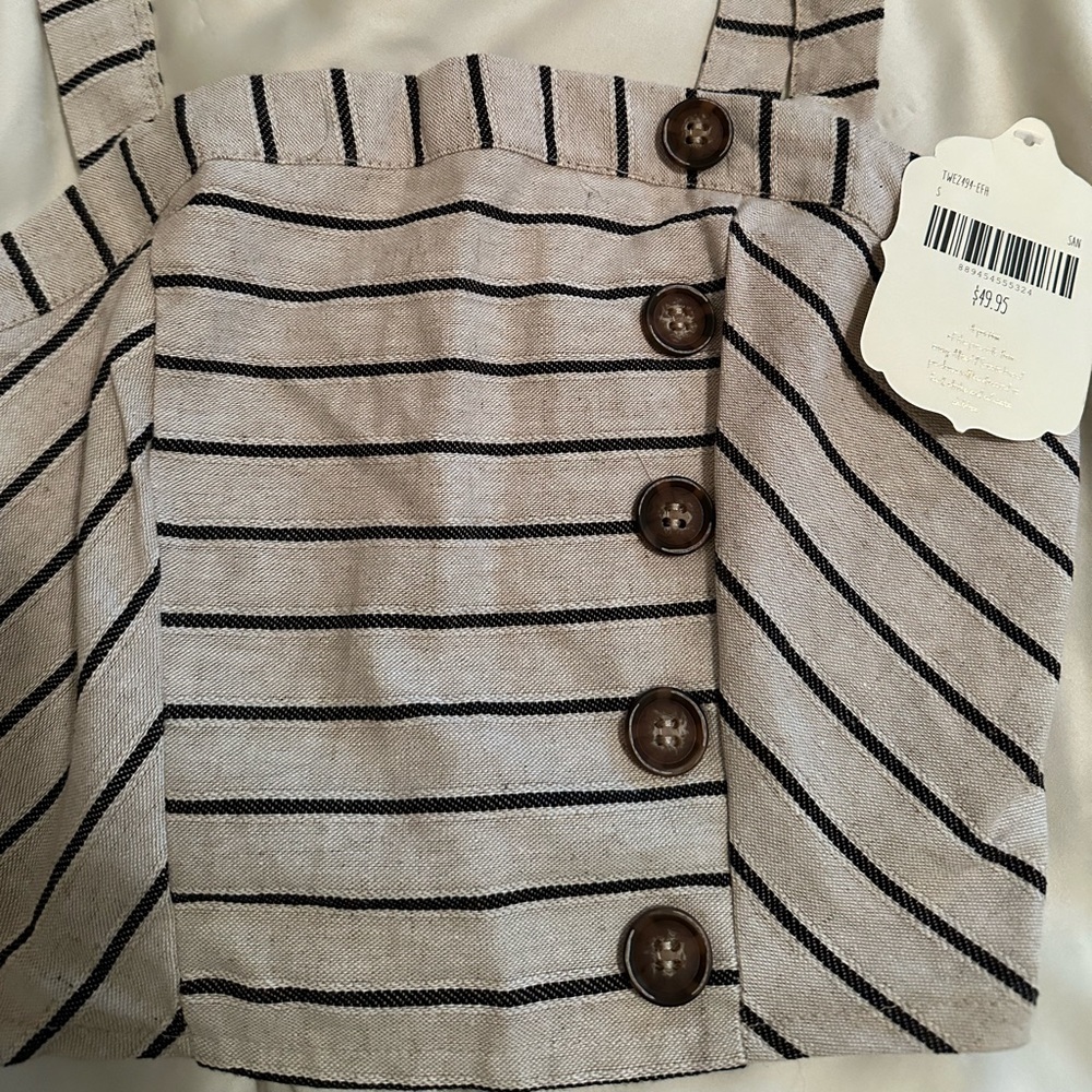 Small white and black striped tank top